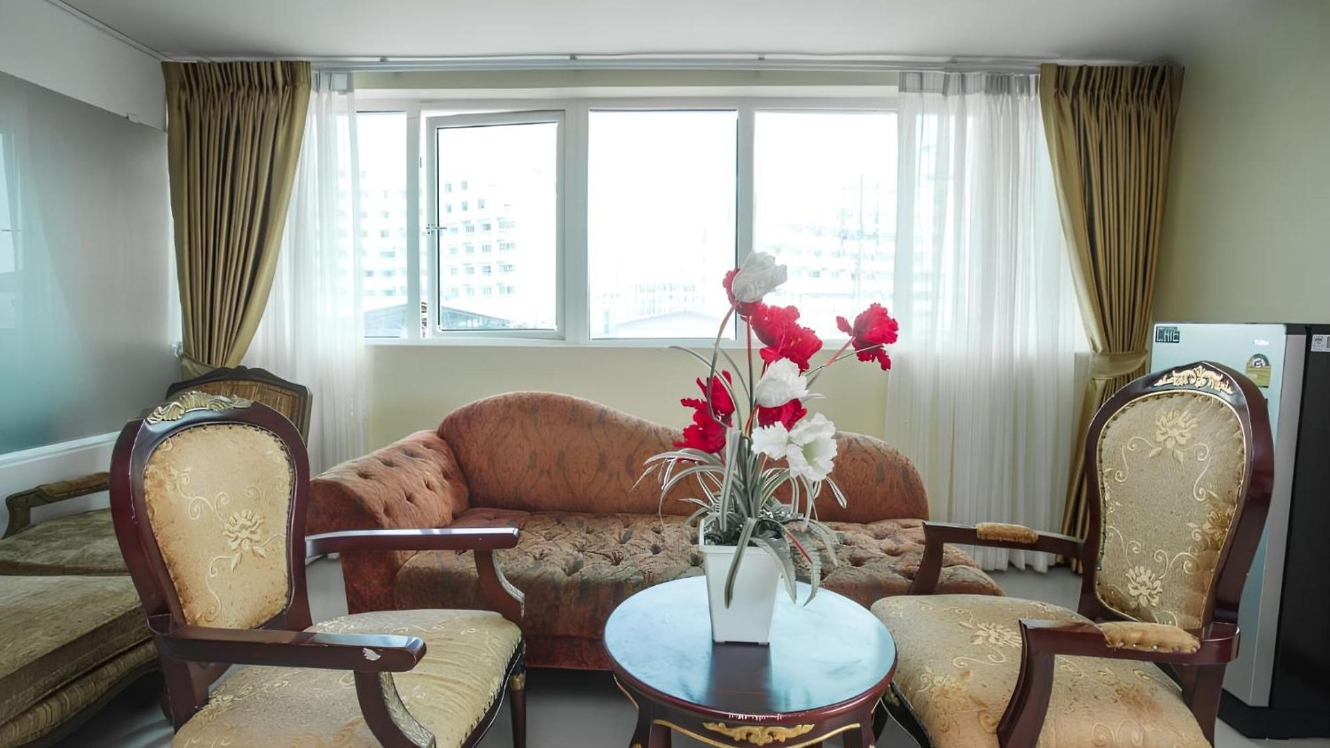 โรงแรม Darling Harbour - South 4*