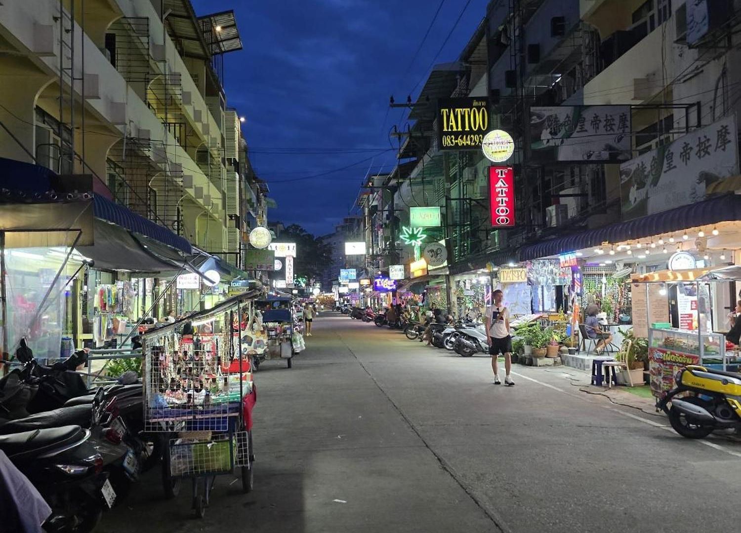 Scandalic Bar And บ้านพัก Pattaya