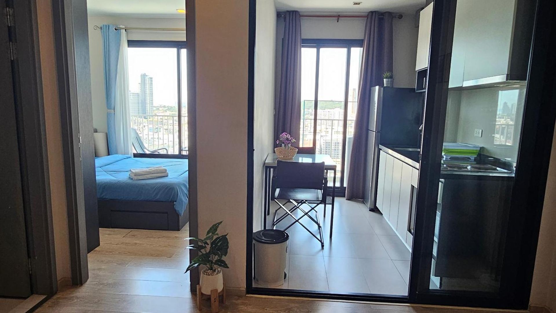Apartment The Base By Nkl Pattaya