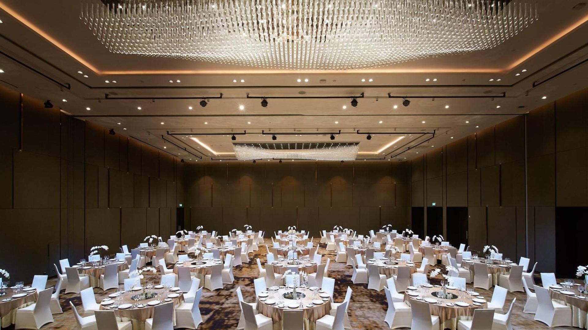 โรงแรม Amari