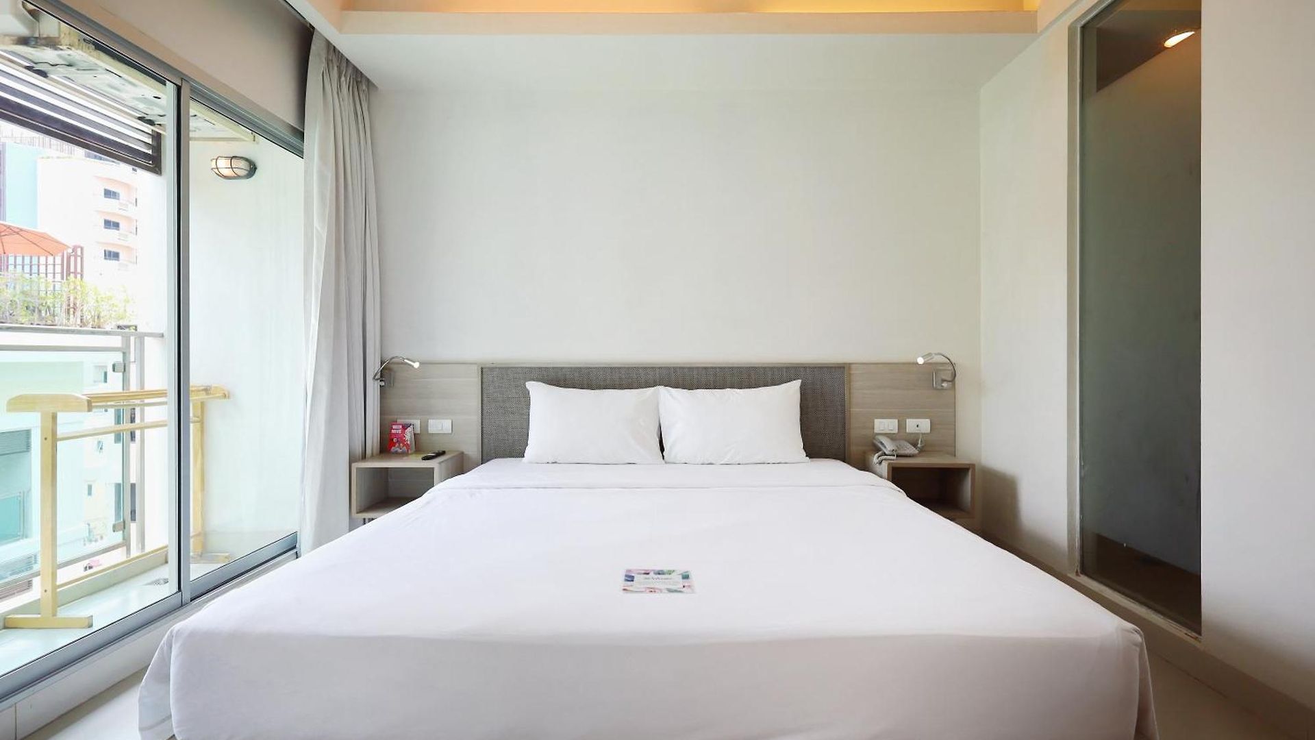 Sunshine & Residences โรงแรม 4*
