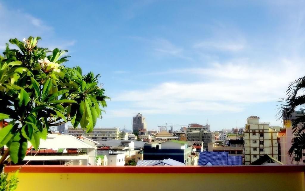 โรงแรม The Garden Place