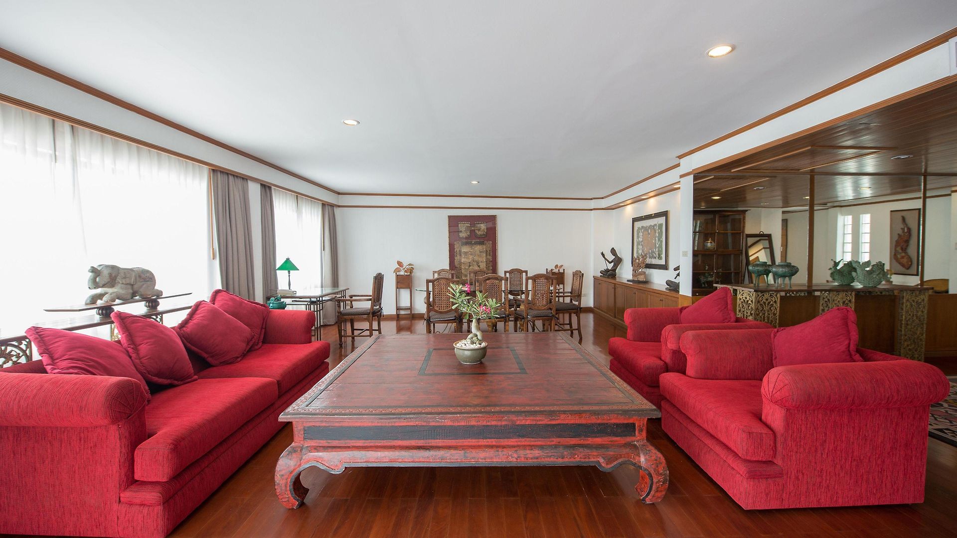 โรงแรม Avani 5*