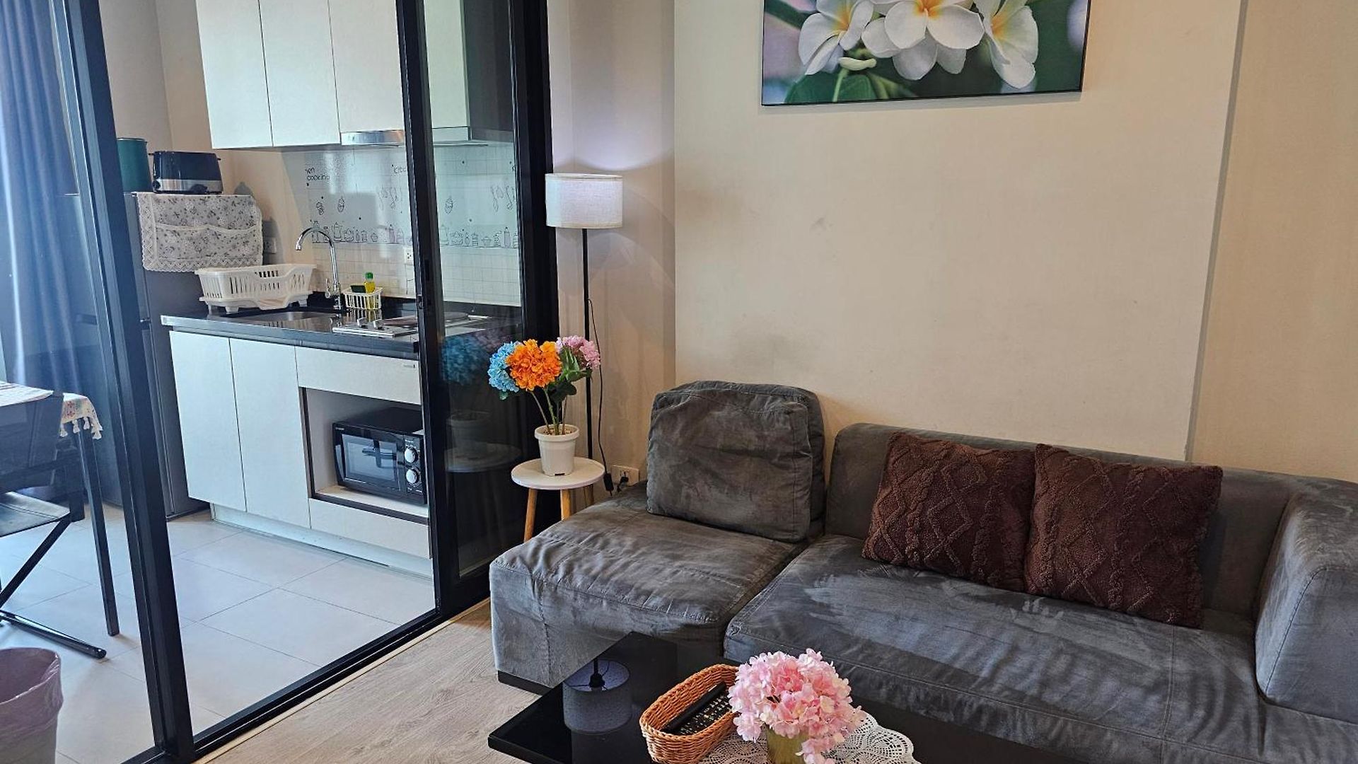 Apartment The Base By Nkl Pattaya