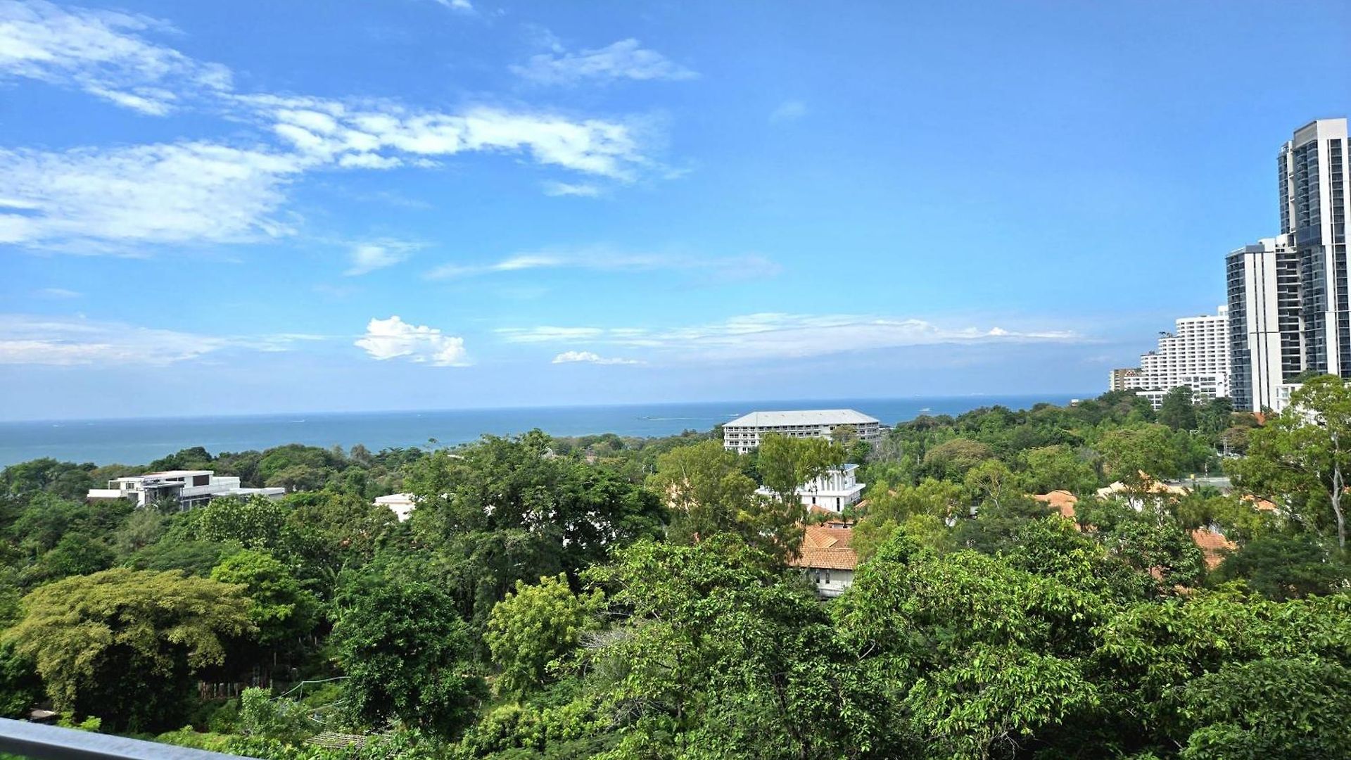 One Tower 85 By Thaiminatorpattaya *