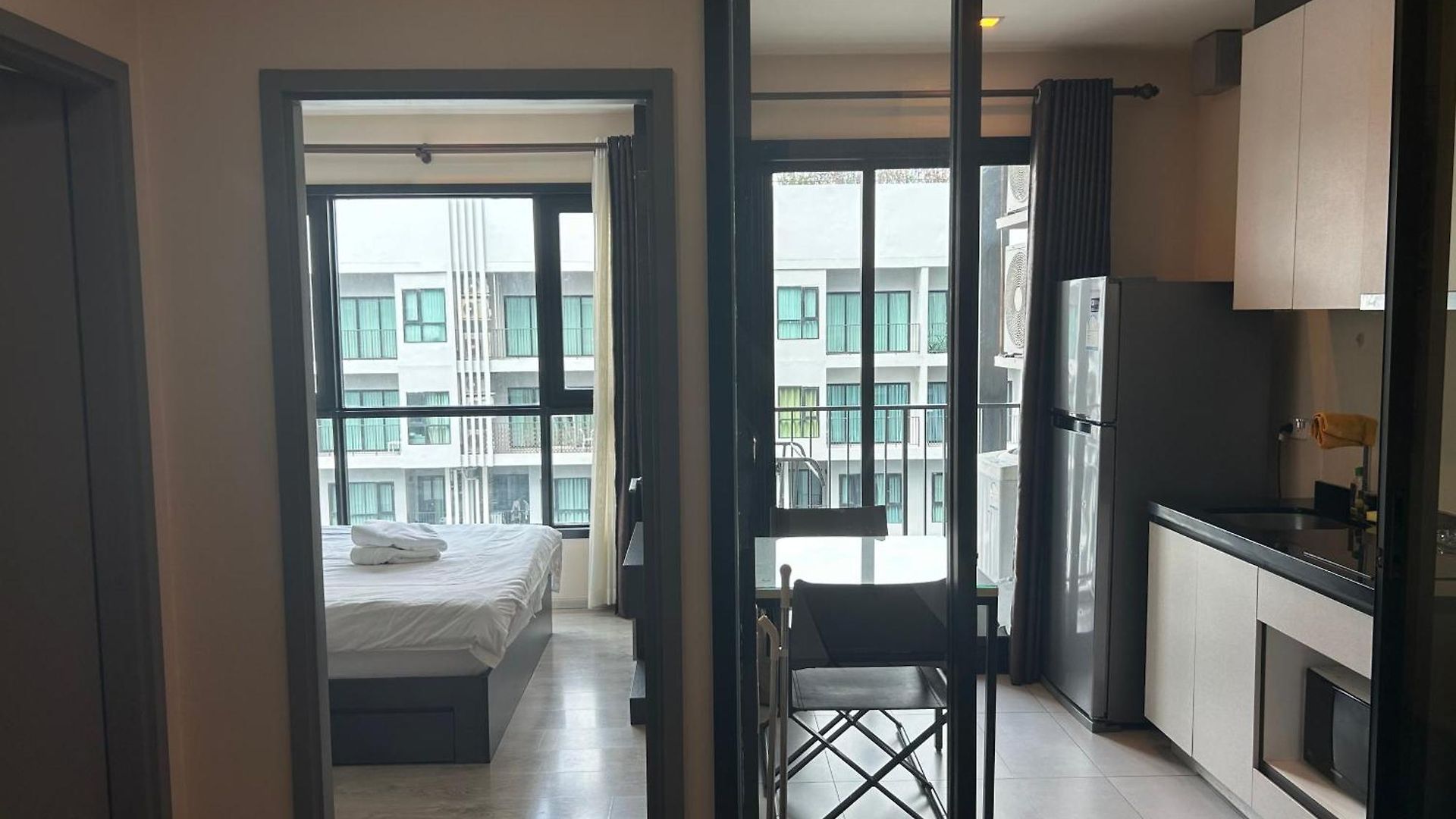 อพาร์ทเม้น The Base Pattaya