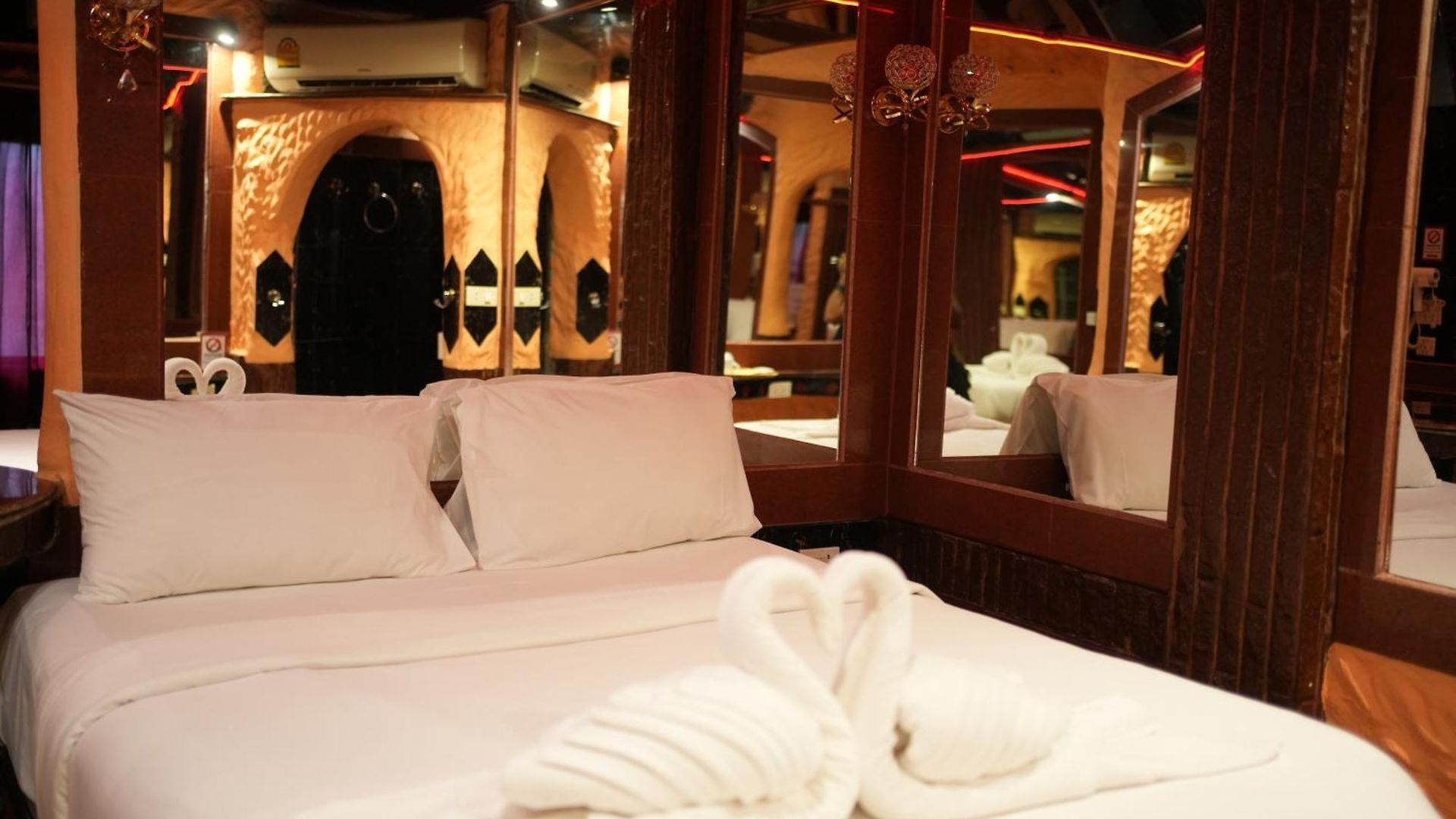 โรงแรม Penthouse Pattaya