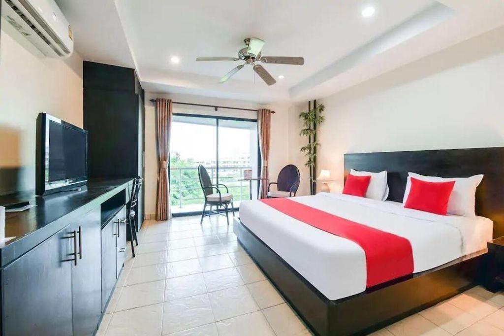 M Place Hotel