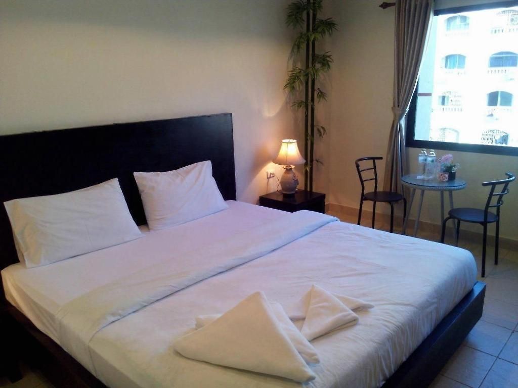 M Place Hotel