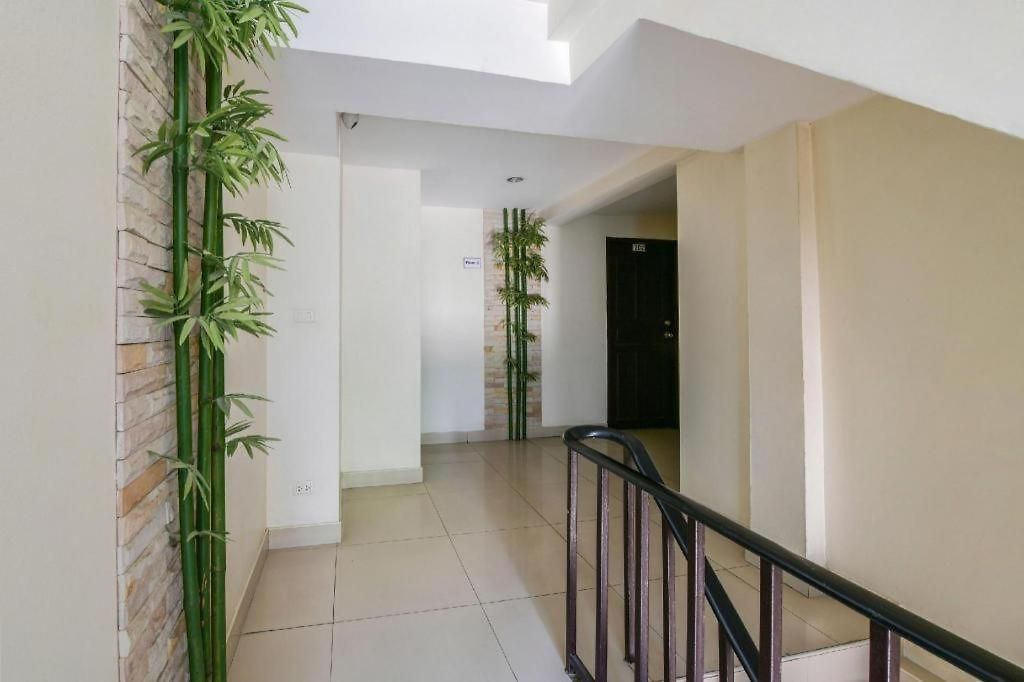 Hotel M Place 2*