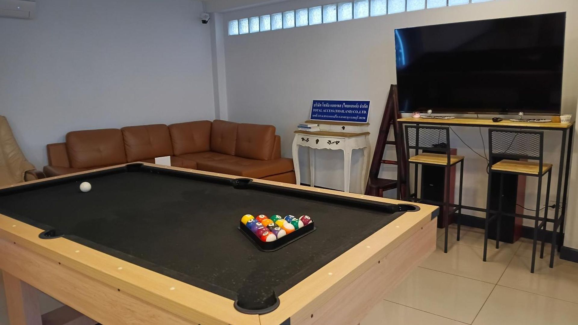Hotel Maland House - Soi 14 Saisong Road