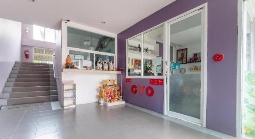 V Place โรงแรม 3*