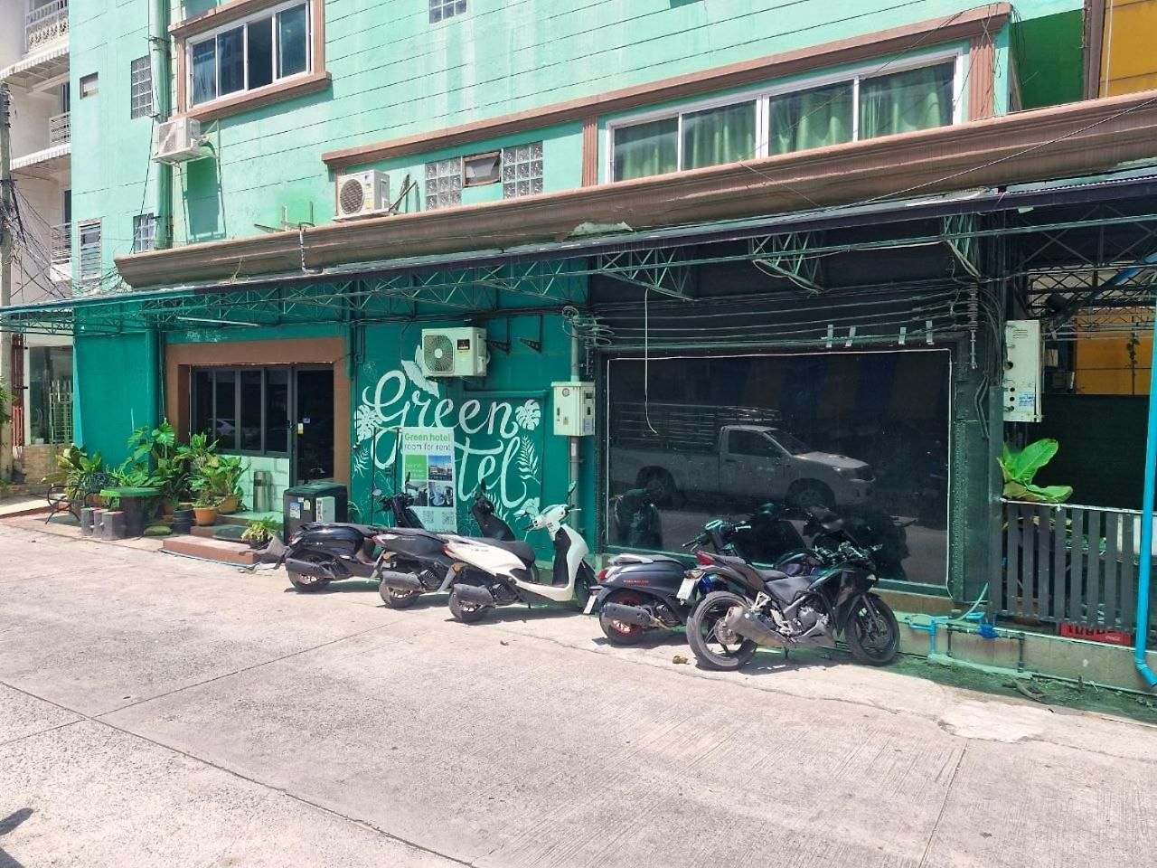 Green Hotel