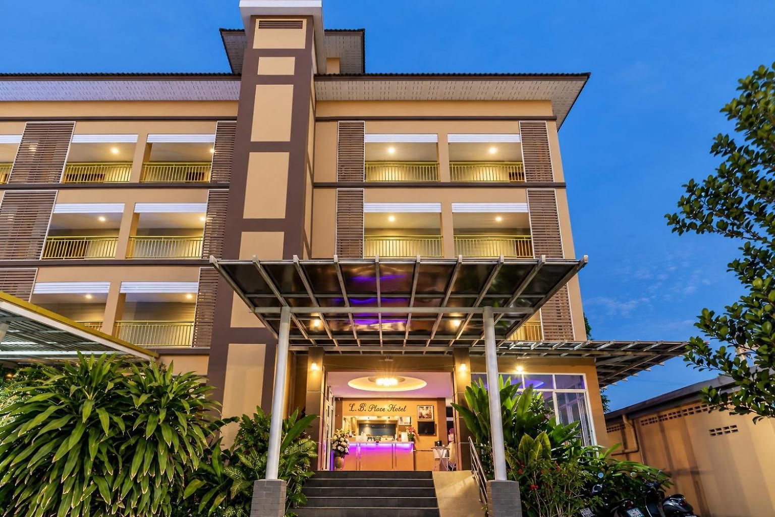 โรงแรม T Sleep Place 3*