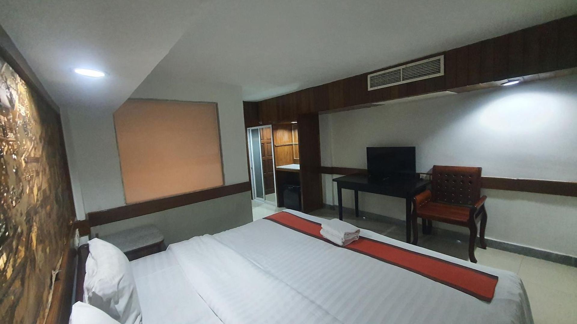 โรงแรม Palette Walking Street Pattaya