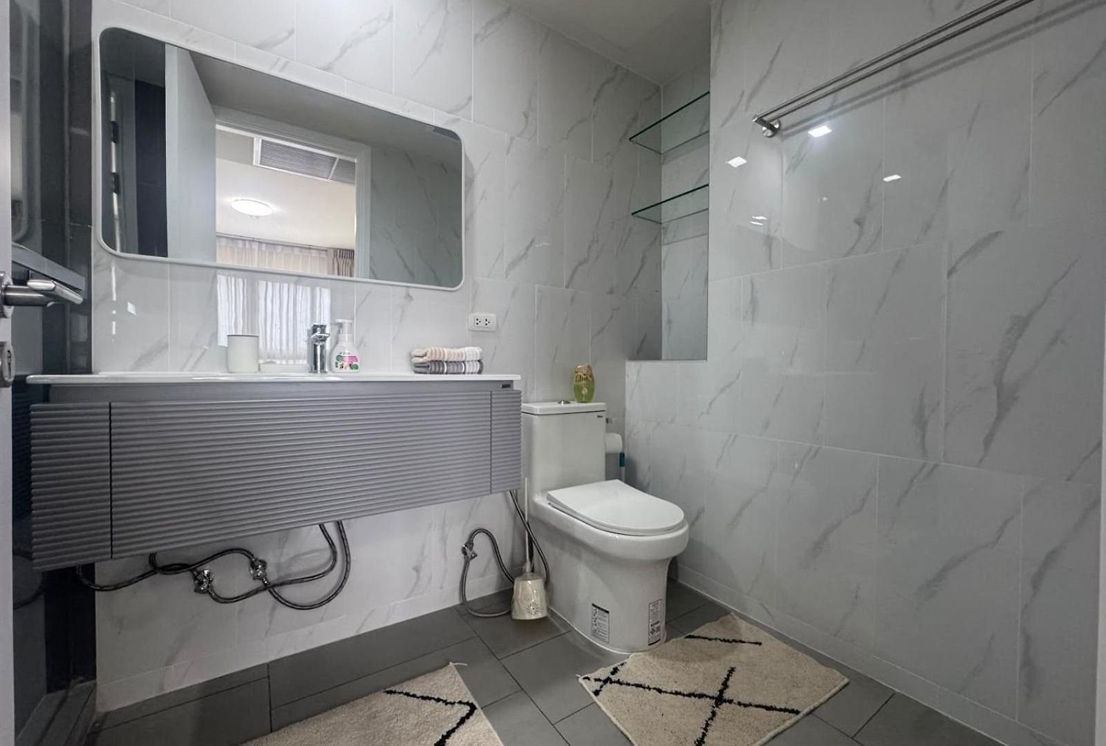 Apartment Zire Wongamat Pattaya