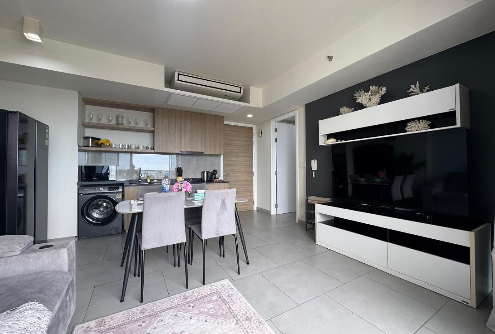 Apartment Zire Wongamat