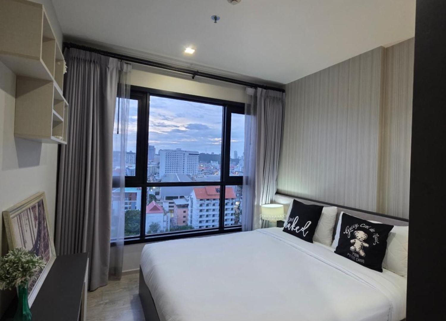 The Base Pattaya258 *