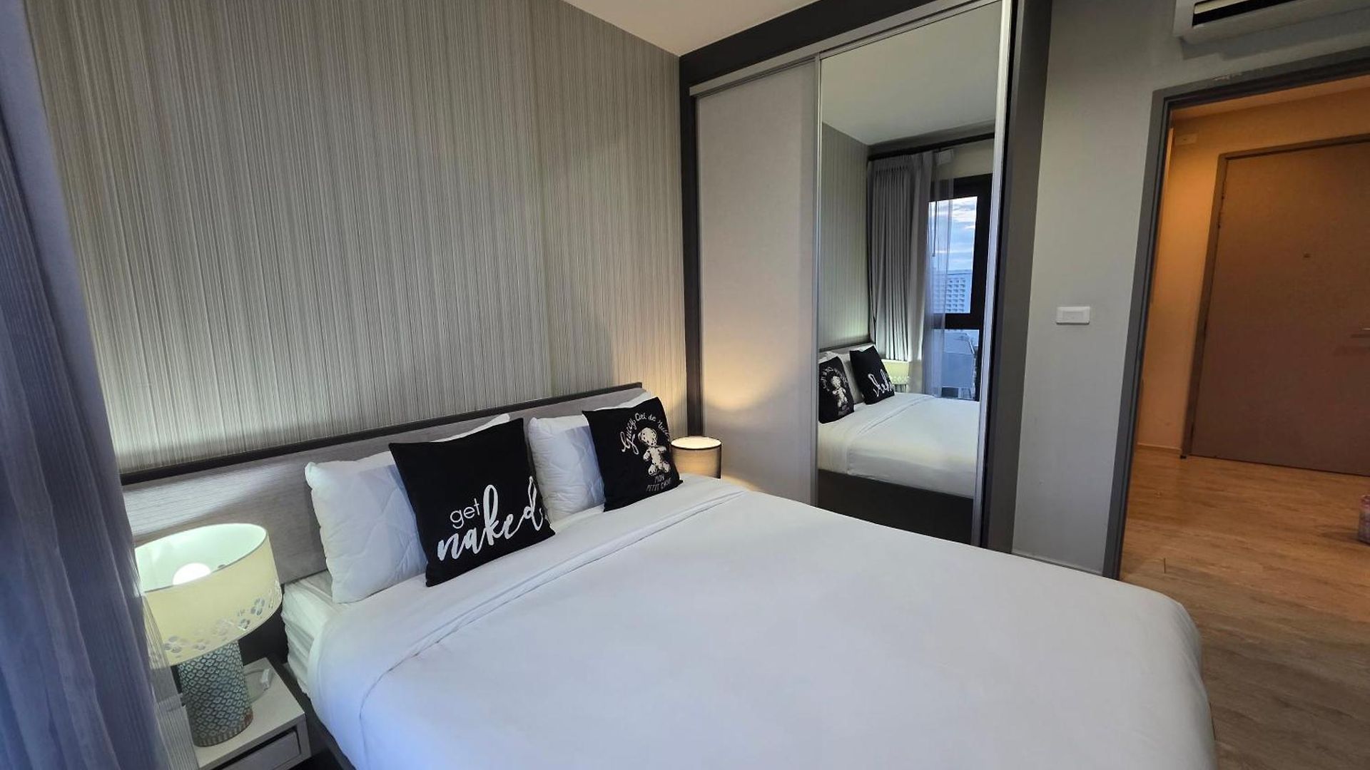 Apartment The Base Pattaya258 Pattaya
