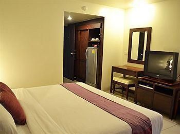 แกรนด์ โรงแรม 2*