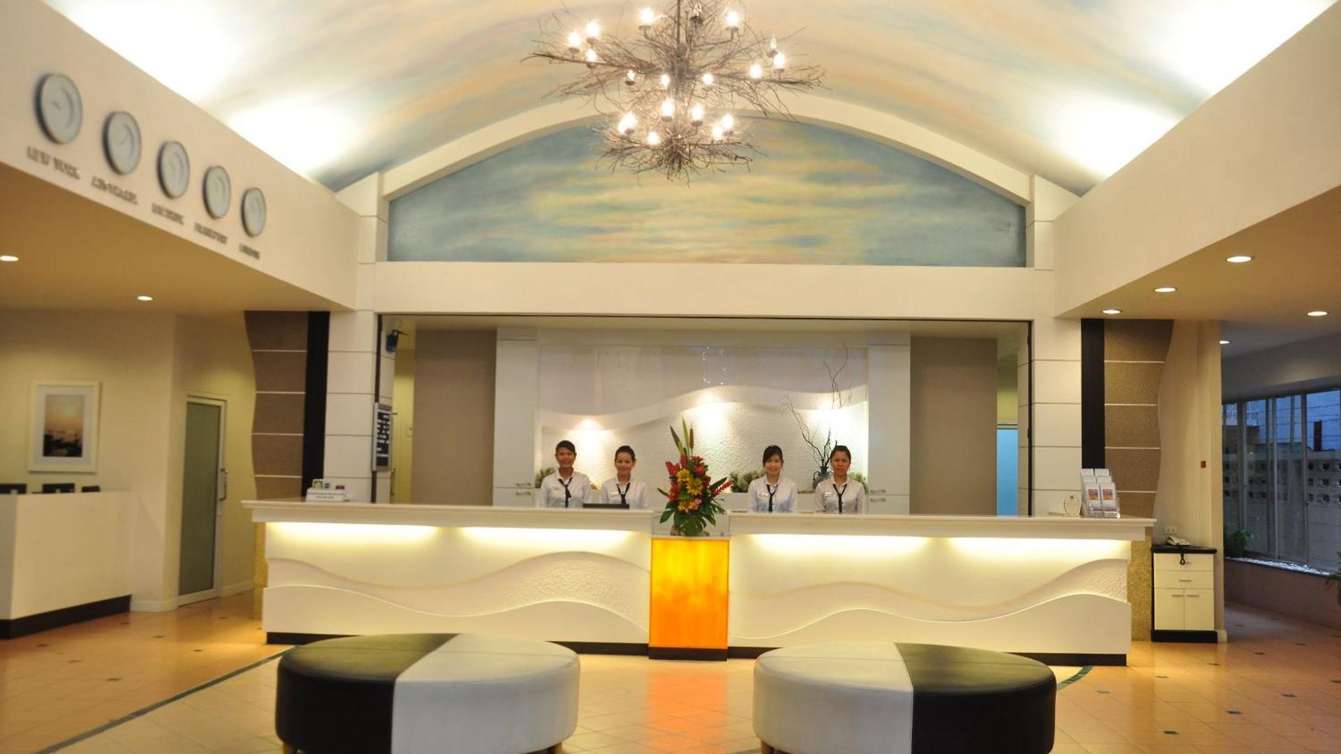 Flipper House - Sha Extra โรงแรม Pattaya