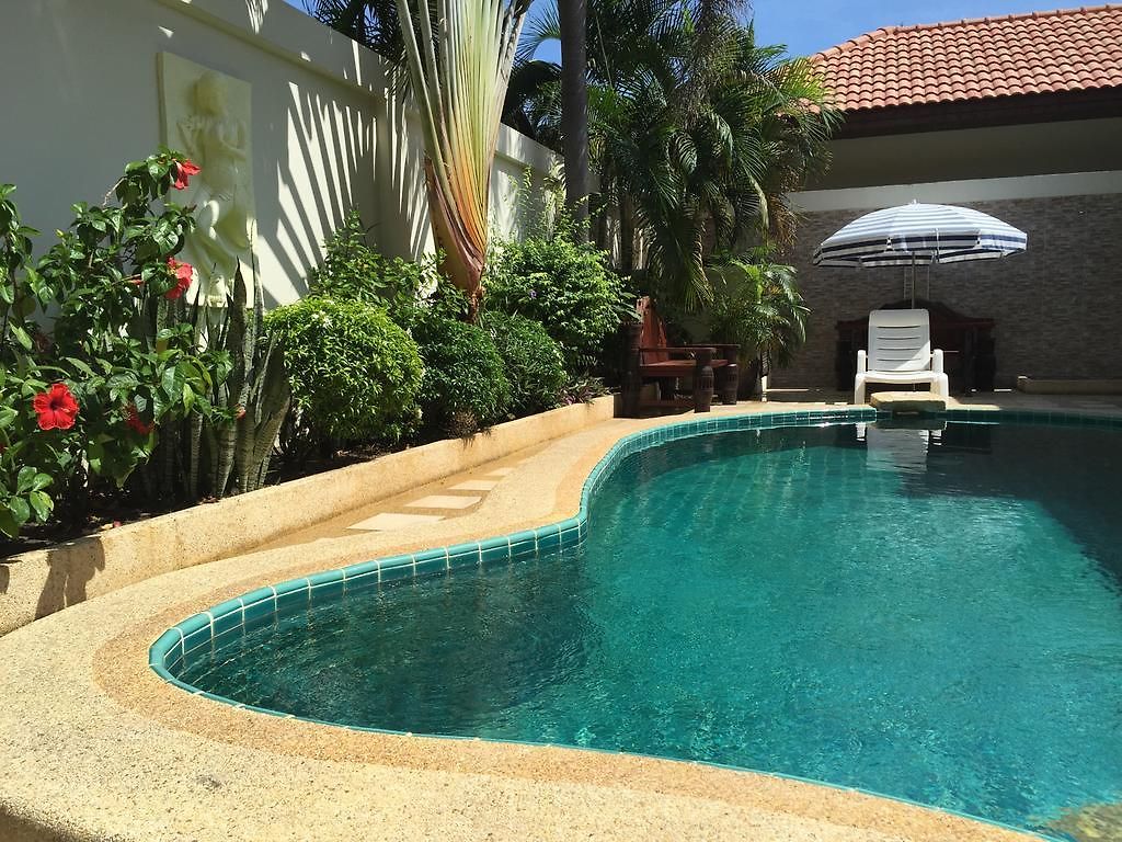 Majestic Pool วิลล่า *