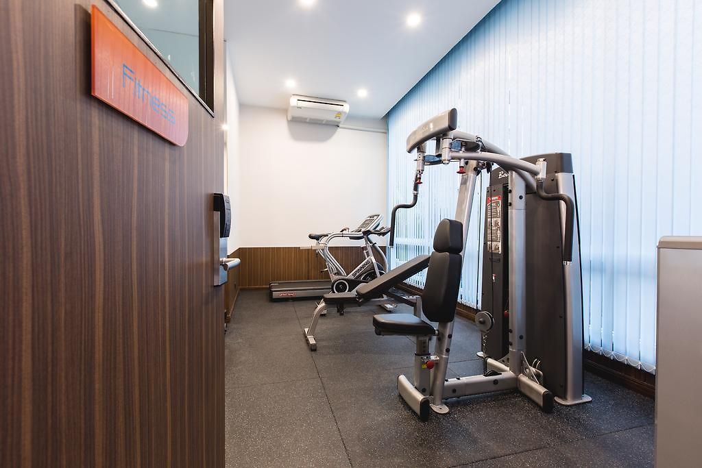 Adelphi โรงแรม