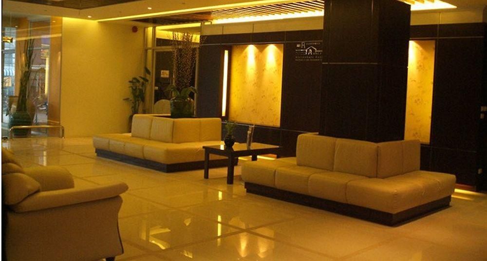 โรงแรม R-con 3*