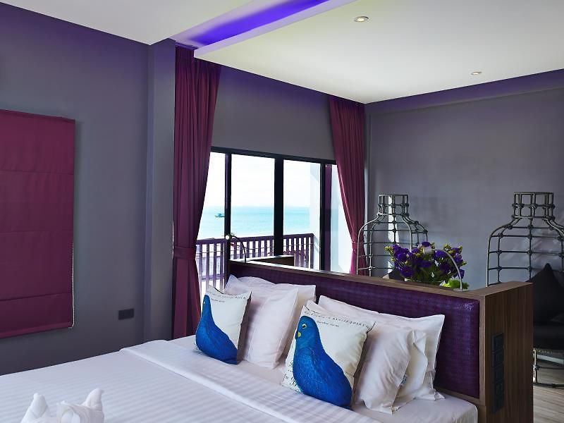 The Weekend โรงแรม