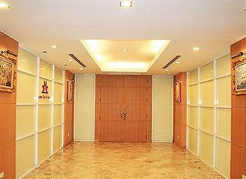 Hotel Mike 3*