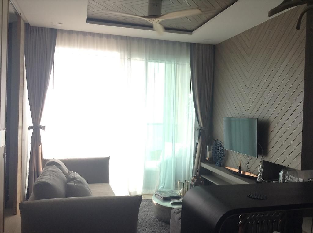 Everyday Beachfront Stylish Luxury Jomtien อพาร์ทเม้น
