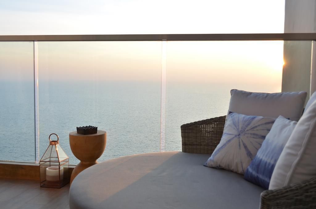 Everyday Beachfront Stylish Luxury Jomtien อพาร์ทเม้น Pattaya