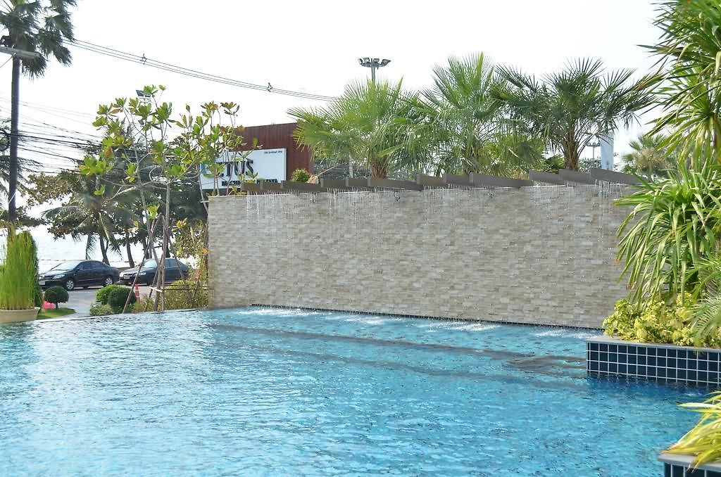 Everyday Beachfront Stylish Luxury Jomtien