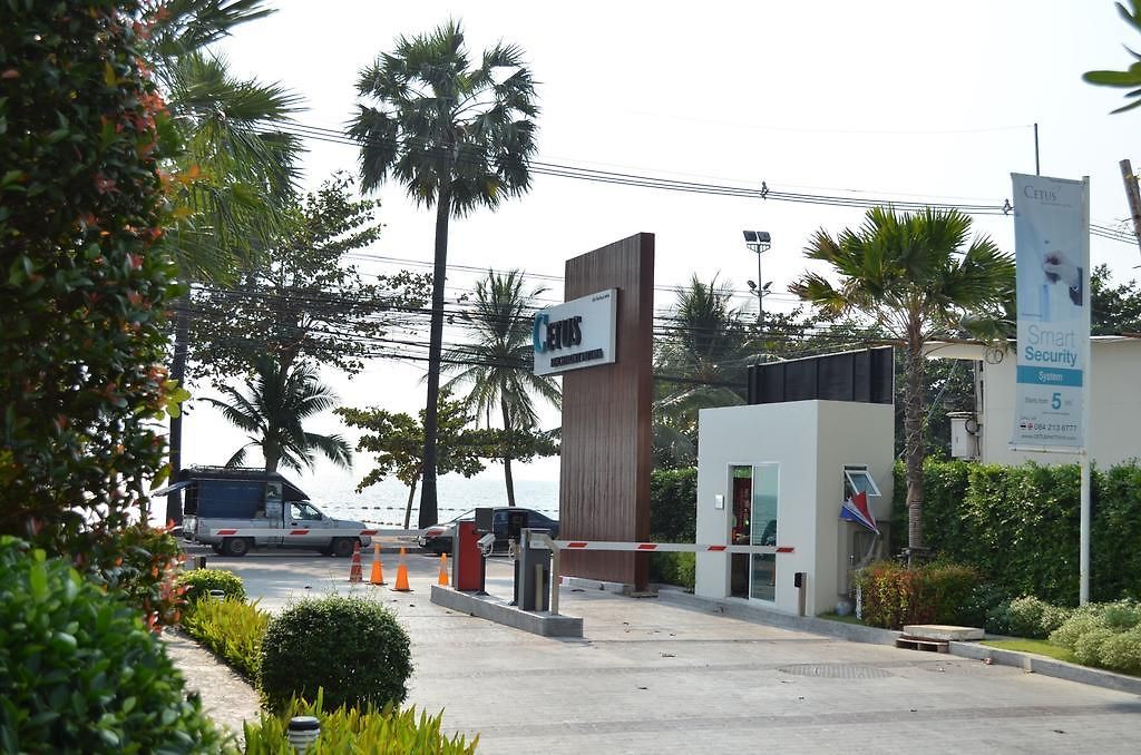 Everyday Beachfront Stylish Luxury Jomtien อพาร์ทเม้น