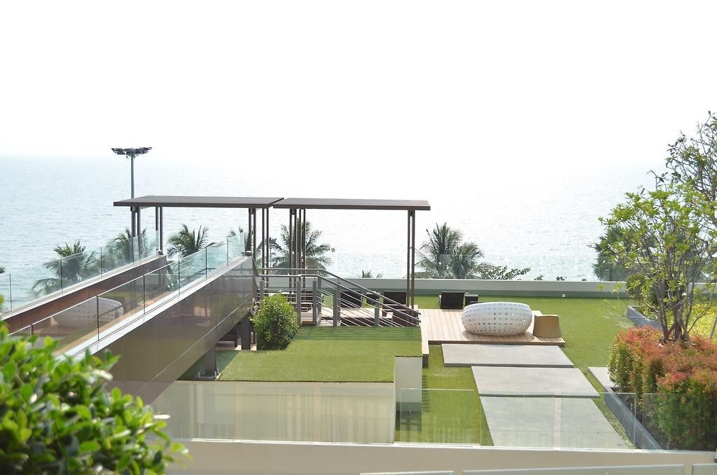 Everyday Beachfront Stylish Luxury Jomtien อพาร์ทเม้น
