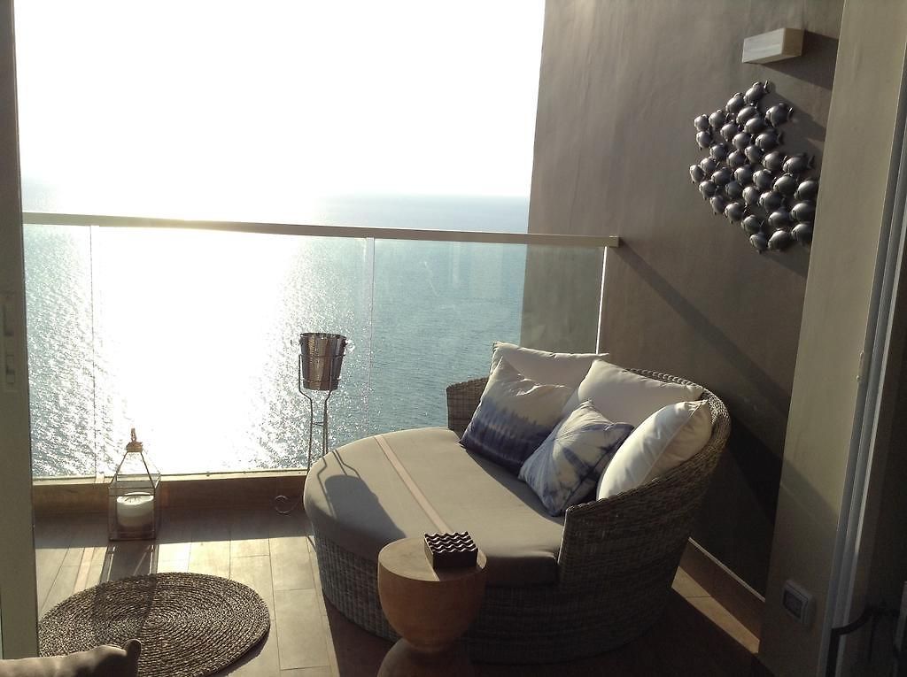 Everyday Beachfront Stylish Luxury Jomtien *