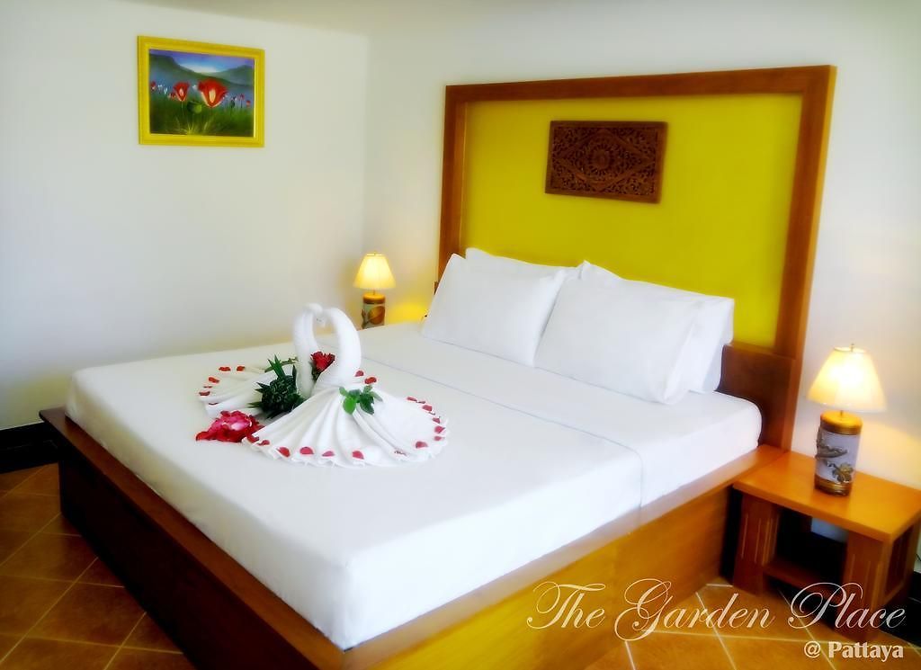 The Garden Place โรงแรม 2*