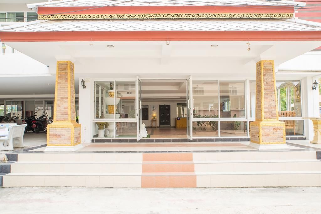 โรงแรม The Garden Place Pattaya