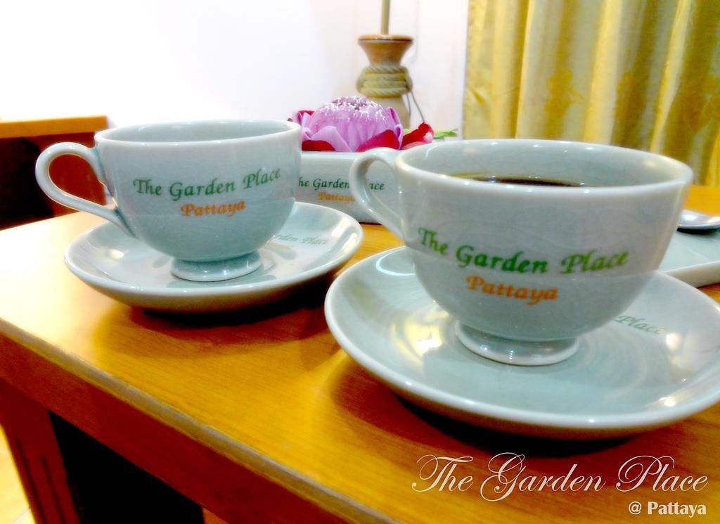 โรงแรม The Garden Place