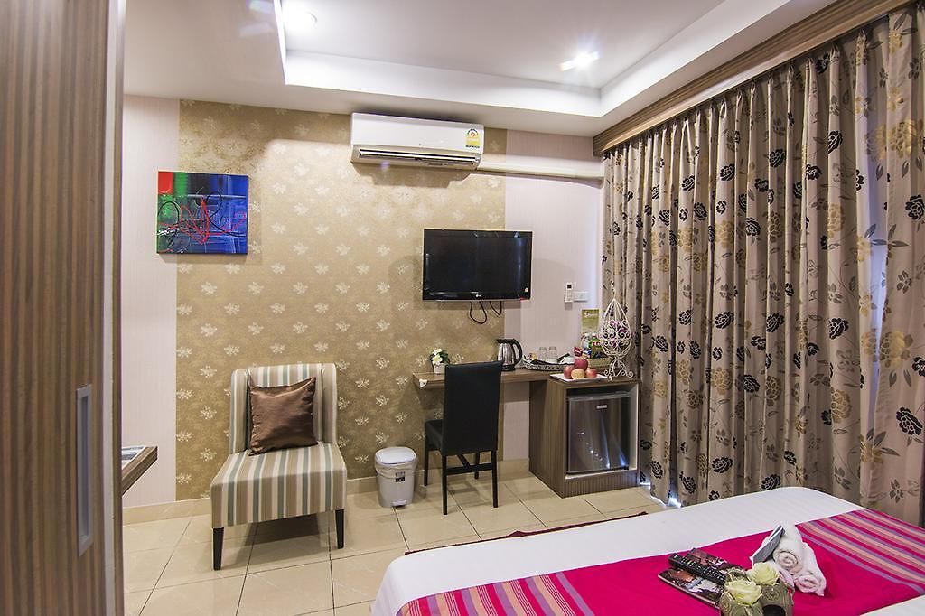 Oyo 146 Rivana Boutique By Sandara Pattaya