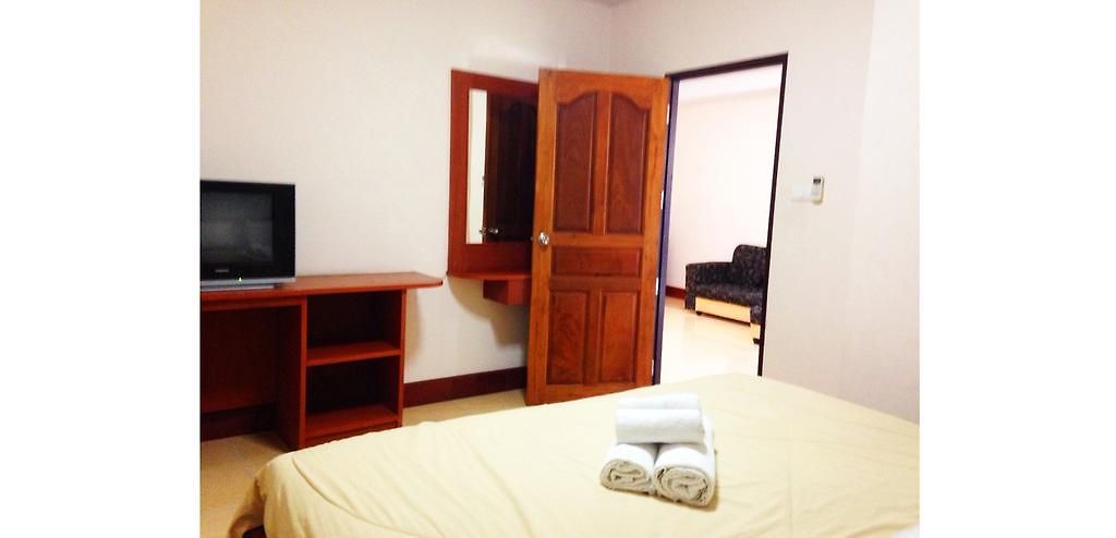 Sudarat House อพาร์ตโฮเทล *