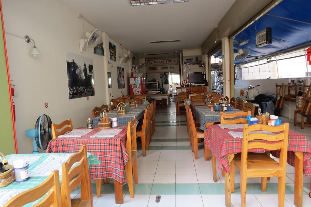 บ้านพัก Pizza Italy Restaurant And