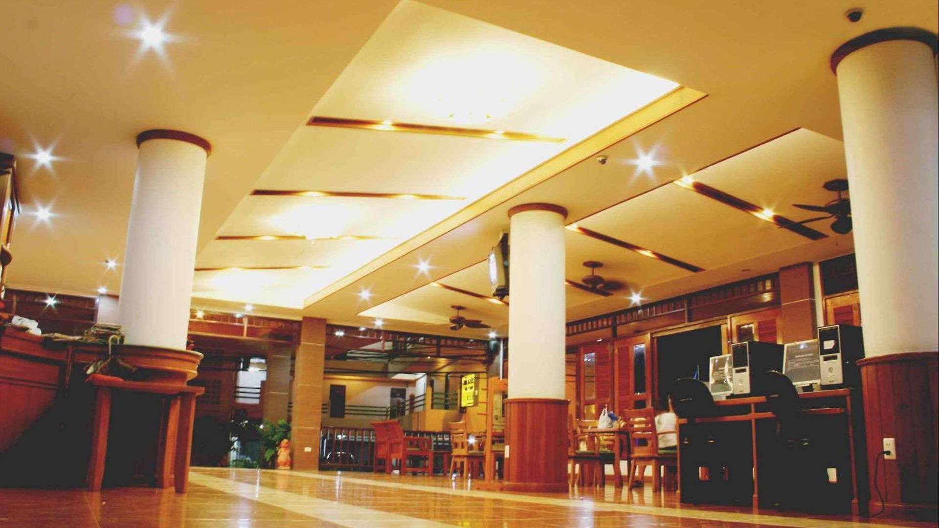 โรงแรม ซันวิว เพลส Pattaya