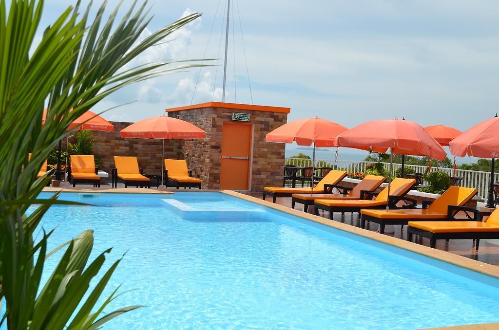 New Nordic โรงแรม 4*