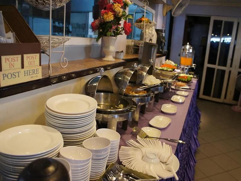 Sawasdee Sabai โรงแรม 2*