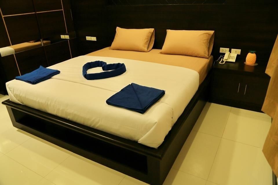 Marfru Cafe And 2* Pattaya