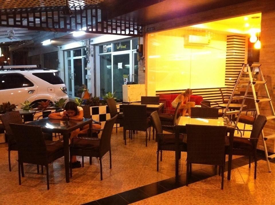 Marfru Cafe And บ้านพัก Pattaya