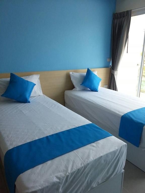 โรงแรม R-con Rest Sea 3*
