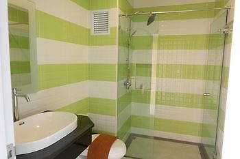 โรงแรม T Sleep Place 3*