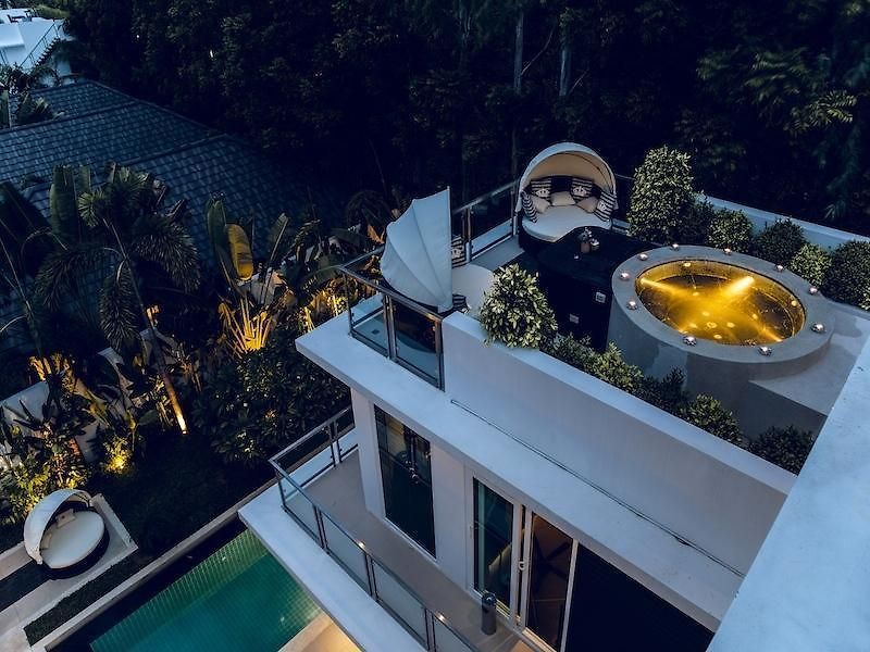 โรงแรม In 4*
